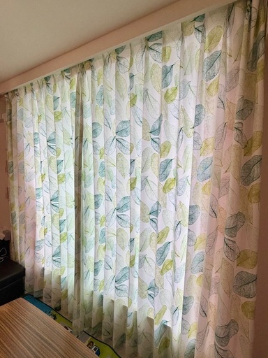 【美品｜値下げ】カーテン 防炎 形状記憶　ニトリ 2倍ヒダ 洗濯可能 日本製 ペインリーフ ウォッシャブル グリーン 緑 植物
