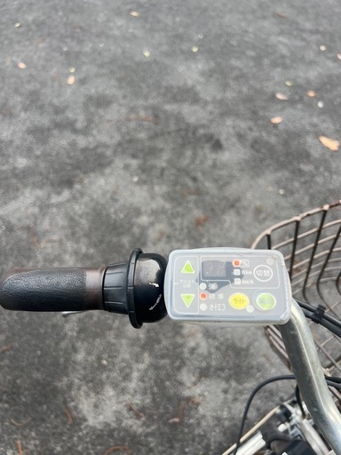 【充電器付き】ブリヂストン アシスタ 電動アシスト自転車 26インチ 動作良好！
