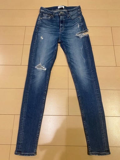 GYDA ミドルウエストSIDE RIPPEDスキニーデニムパンツ