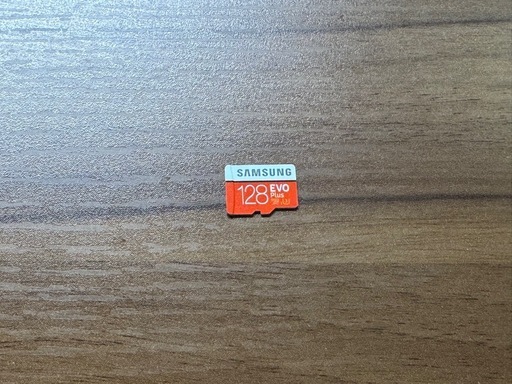 任天堂Switch （128GB  SDカードつき）