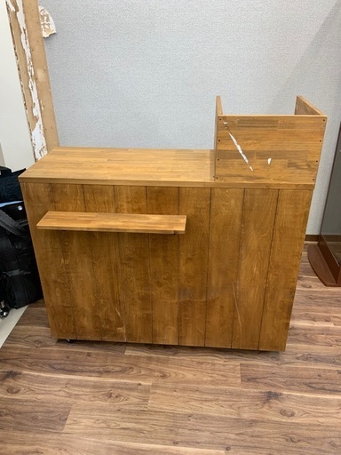 大阪府のレジ台の中古が安い！激安で譲ります・無料であげます｜ジモティー 配達値段相談可能！キャスター付き木製レジ　場所にもよりますが配達可能です。