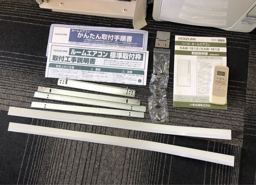 ◆早く来れる方優先‼︎ ◆完動品◆ リモコン・枠付き☆ KOIZUMI コイズミ 窓用ルームエアコン KAW-1612 2021年製 