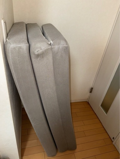 美品　タンスのゲン　高反発　マットレス  全部洗える 10cm厚 3つ折り メッシュ/ パイル 折りたたみ ベッドマットレス 10cm