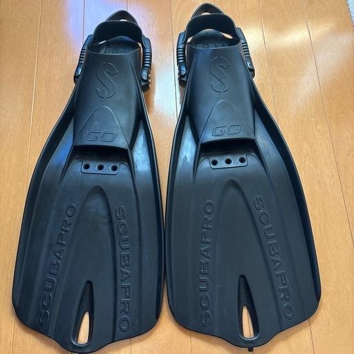 SCUBAPRO ブラックフィンGo Travel Fin　XS/S