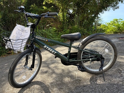 ＢＭＸ　カゴ付き　20型　自転車