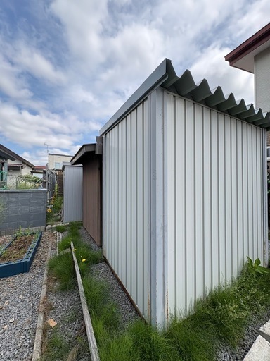 北海道旭川市直接取引歓迎 朝日銅業 鉄骨物置 本体高さ2100mm 横幅1500mm 奥行2000mm 間口高さ1800mm 横幅74