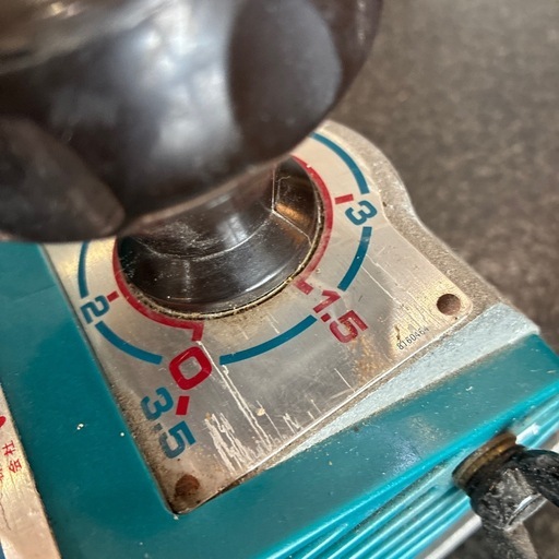 希少品マキタ（Makita）の「110mm 曲面カンナ（モデル：1002B-A）