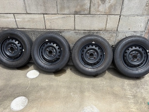 145R12鉄チンホイールタイヤ 12インチ 4本セット　軽バン