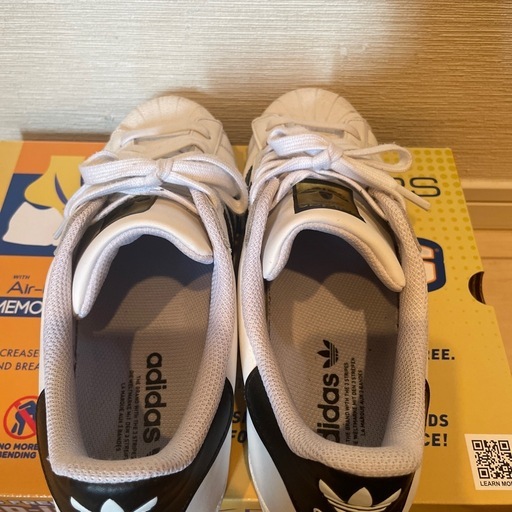 adidas Superstar ホワイト ブラック