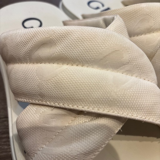 GUCCI サンダル