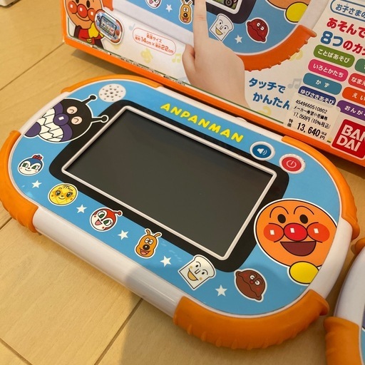 65%OFF】 1.5才からタッチでカンタン！アンパンマン知育パッド (A&B