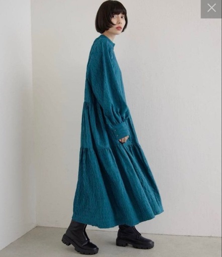 タグ付き　ear PAPILLONNER   スタンドカラーティアードワンピース