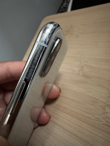 iPhone X     取引中
