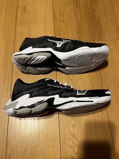 ミズノ WAVE LIGHTNING ELITE WIDE バレーボール 黒