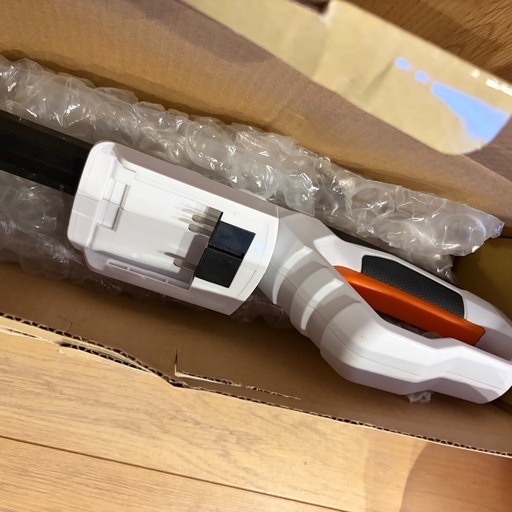 ほぼ未使用 アイリスオーヤマ 充電式チェーンソー