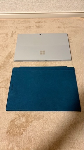 Surface Pro5 i5/4GB/128GB【純正充電器・タイプカバー付】