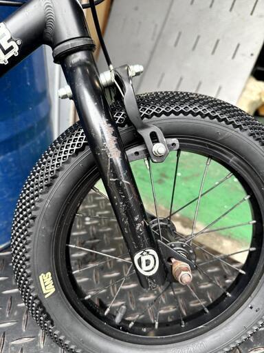CULT×VANSタイヤ BMX ダーカスワン レクタス 14インチ