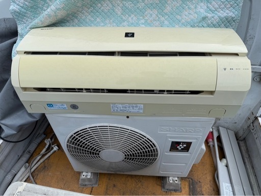K 2012年2.2kw（6畳用）シャープ エアコン 0624②