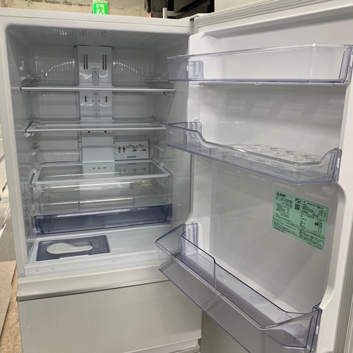 2052年製　三菱　3ドア冷蔵庫　330L MR-CX33G-W