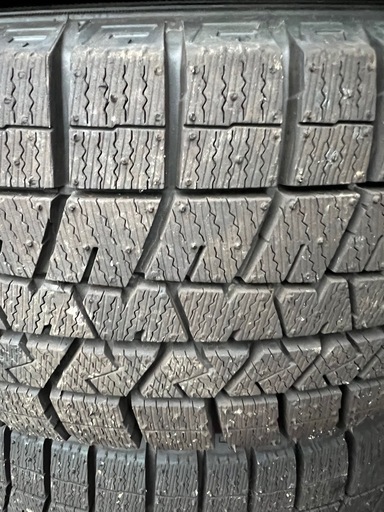 185/60r15スタッドレスタイヤダンロップwiter47週2025年製ほぼ新品とホイール4本セット