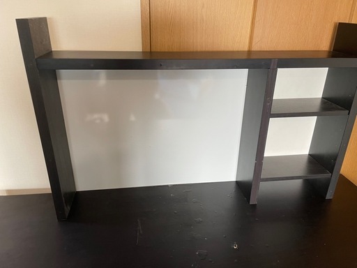 IKEA デスク一式 (うさ) 三軒茶屋のテーブル《学習机》の中古あげます