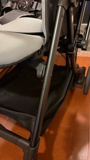 ベビーカー　combi スゴカルswitch plusエッグショック ロッタ AQ