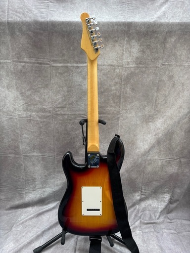 ☆中古品 MAVIS メイビス イシバシ楽器 ストラトキャスター エレキ