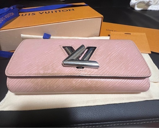 Louis Vuitton ツイスト ウォレット長財布 ピンク