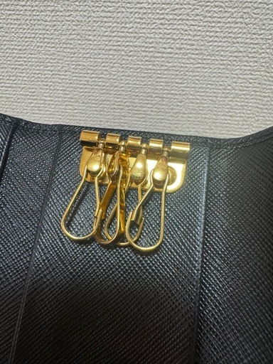 PRADA キーケース 黒