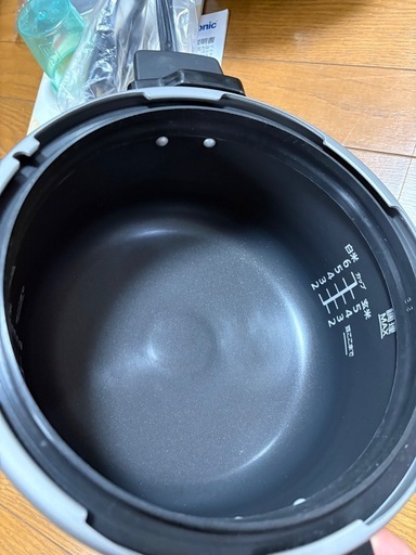 電気圧力なべ