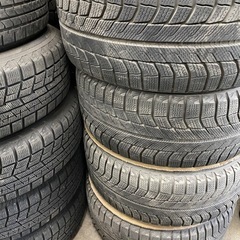 ランサー？245/40r18r スタッドレスタイヤの画像