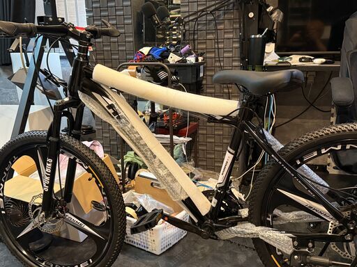 自転車 24インチ マウンテンバイク アブソーバー デザイン 小中学校 カッコイイ 未使用 ディスクブレーキ 3ｘ7ギア