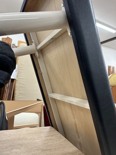 ★【高田ベッド】マッサージベッド　施術ベッド　無孔　【送料に設置込み】　?自社配送代引き可?※現金、クレジット、スマホ決済対応※  