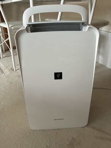 値下げしました。シャープ　衣類乾燥除湿機 CV-T71