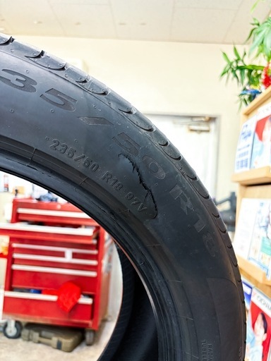 【2025年製】PIRELLI POWERGY 235/50R18 98V 4本セット バリ山