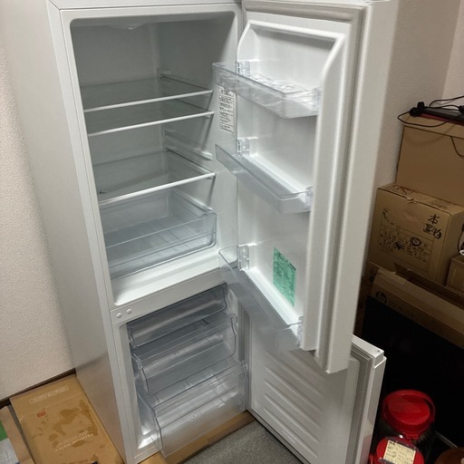 冷蔵庫　ホワイト　ハイセンス　(1〜2暮らし用　)