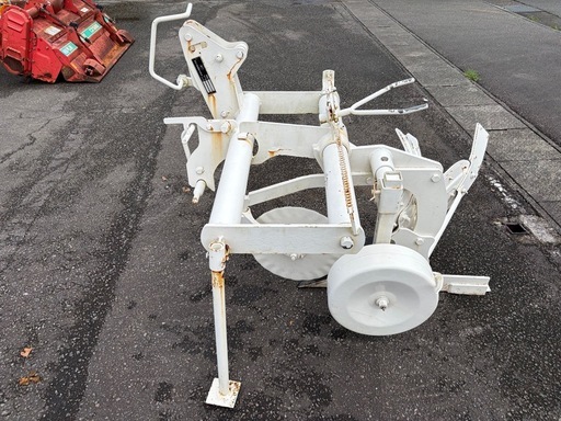 スガノ　プラウ　トラクター　パーツ 作業機　アタッチメント QY161C 3点リンク　樹脂板　スキ　ワンウェイ 天地返し1連　耕深　耕