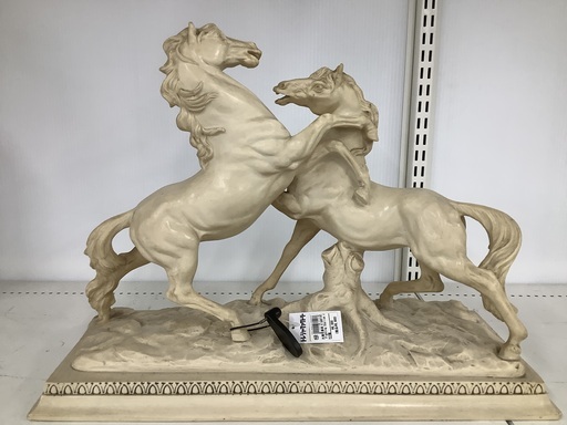 家具ならトレファク吉川店！！ 大理石彫刻 A. SANTINI Fighting