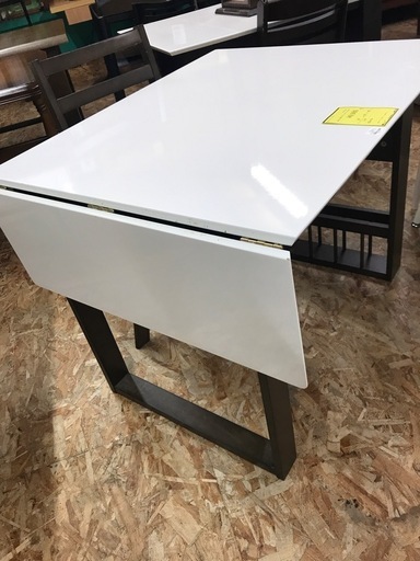 ジャングルジャングル貝塚店　2人掛けダイニングテーブルセット　ニトリ　伸縮　家具　ダイニングテーブル　リサイクルショップ　貝塚市　二色