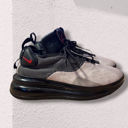 ✨美品・人気✨ナイキ AIR MAX 720 WAVES 27.5 厚底