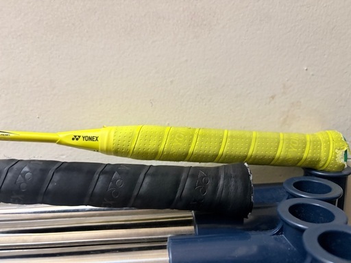 美品 YONEX ナノフレア 1000 GAME アストロクス22RX 2本売り