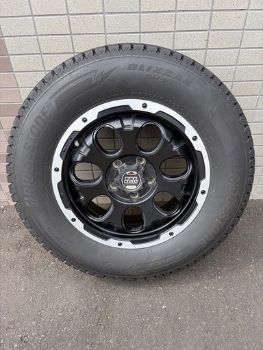 ブリヂストン　DM-V3 4本セット　1シーズンのみ