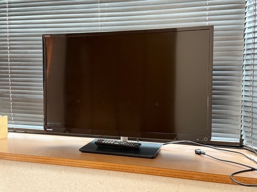TOSHIBA REGZA 32インチ (ここ) 市川真間のテレビ《液晶テレビ》の中古