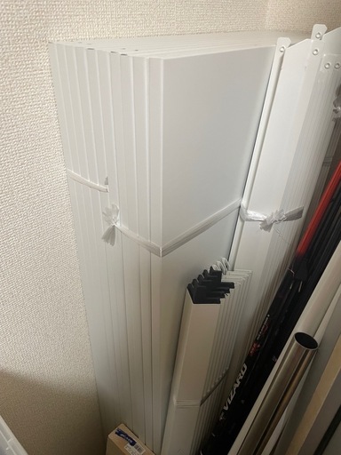 ①スチールラック(ホワイト)