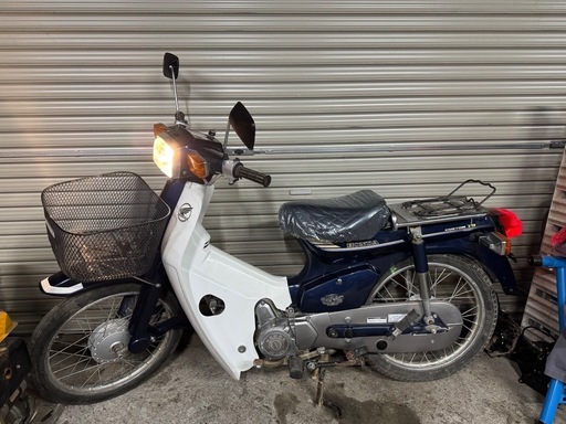 スーパーカブ カブカスタム カブ70 角目 原付 バイク C70 (pop) 元町の