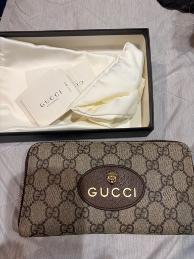 GUCCI GGスプリーム ラウンドファスナー長財布