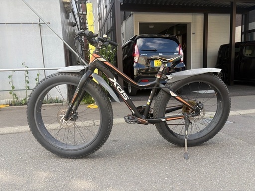マウンテンバイク　自転車
