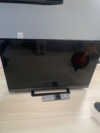 液晶テレビ