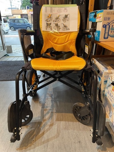 【介助用 車イス 12インチ】【タルト】クリーニング済み【管理番号0627】ヨ