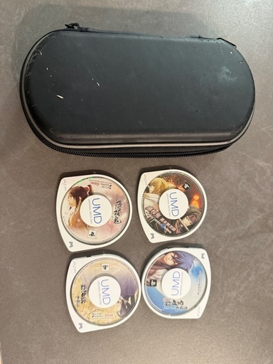 PSP本体2台とゲームソフト他